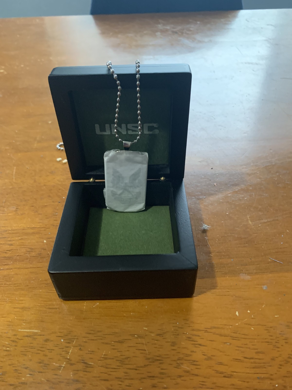 Halo infinite UNSC Dog Tag – GameStop Exclusive – Preorder bonus