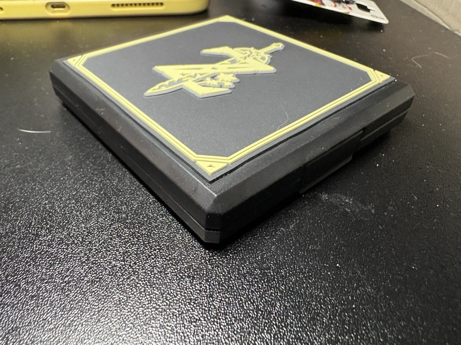 Nintendo Switch: Legend of Zelda Premium Game Card Case For 12 Games & Micro SD