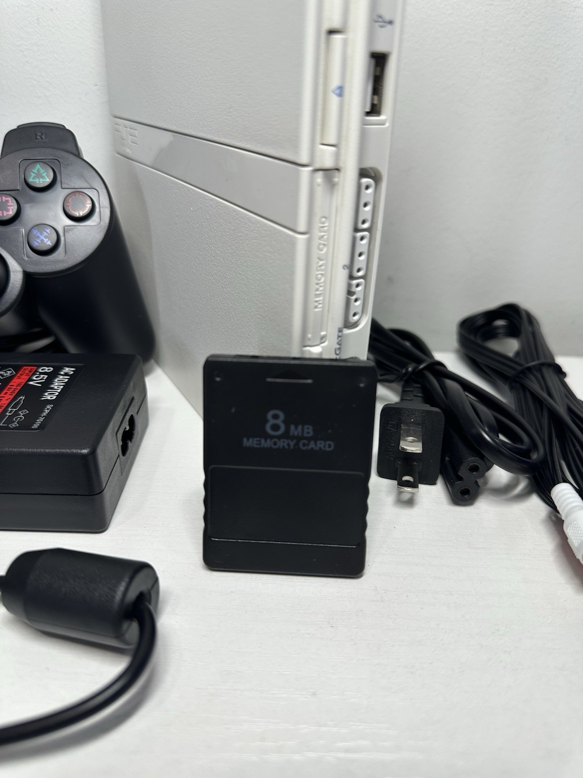 Sony PlayStation 2 PS2 Slim WHITE Console Bundle –Controller / Cables /8MB Card