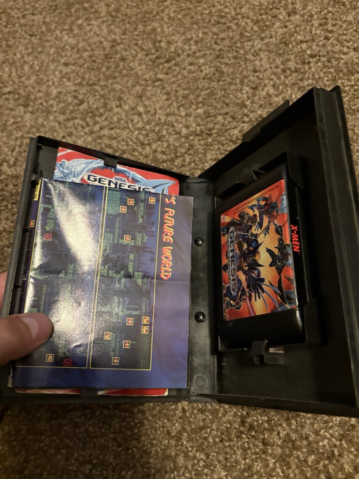 Sega Genesis X-Men 1993 Complete CIB with Poster