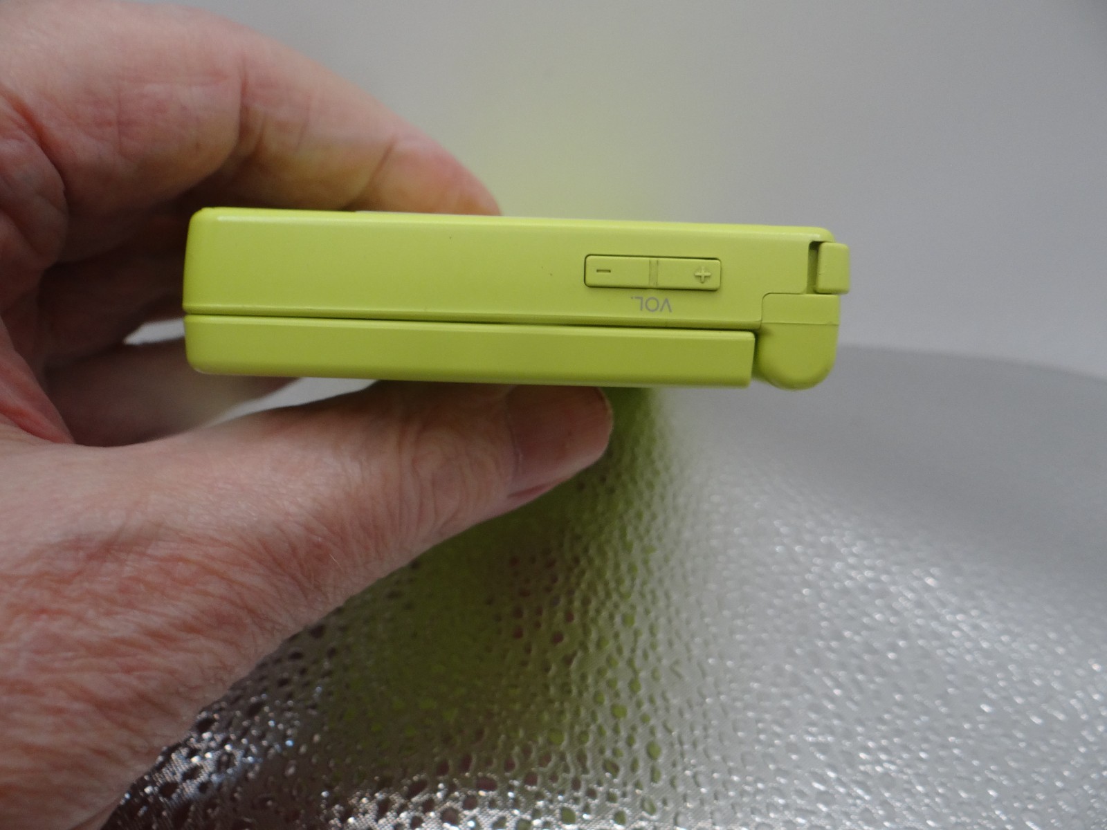 Nintendo DSi YELLOW