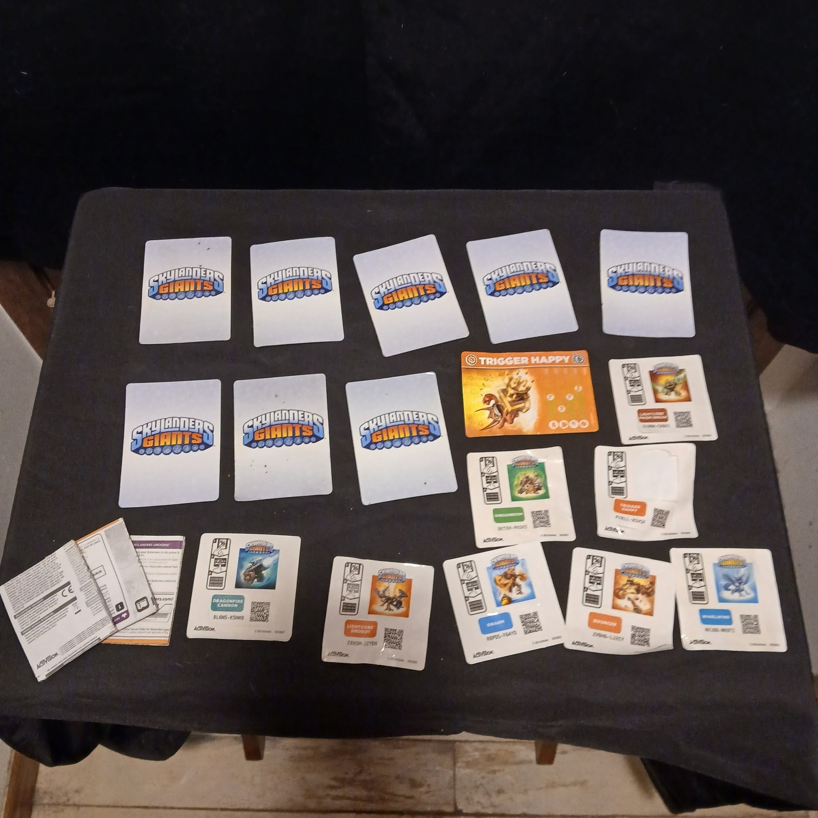 Lot of 46 – Skylanders Figures, Cards, Sticker, Manuals Assorted Untested☄️☄️#M
