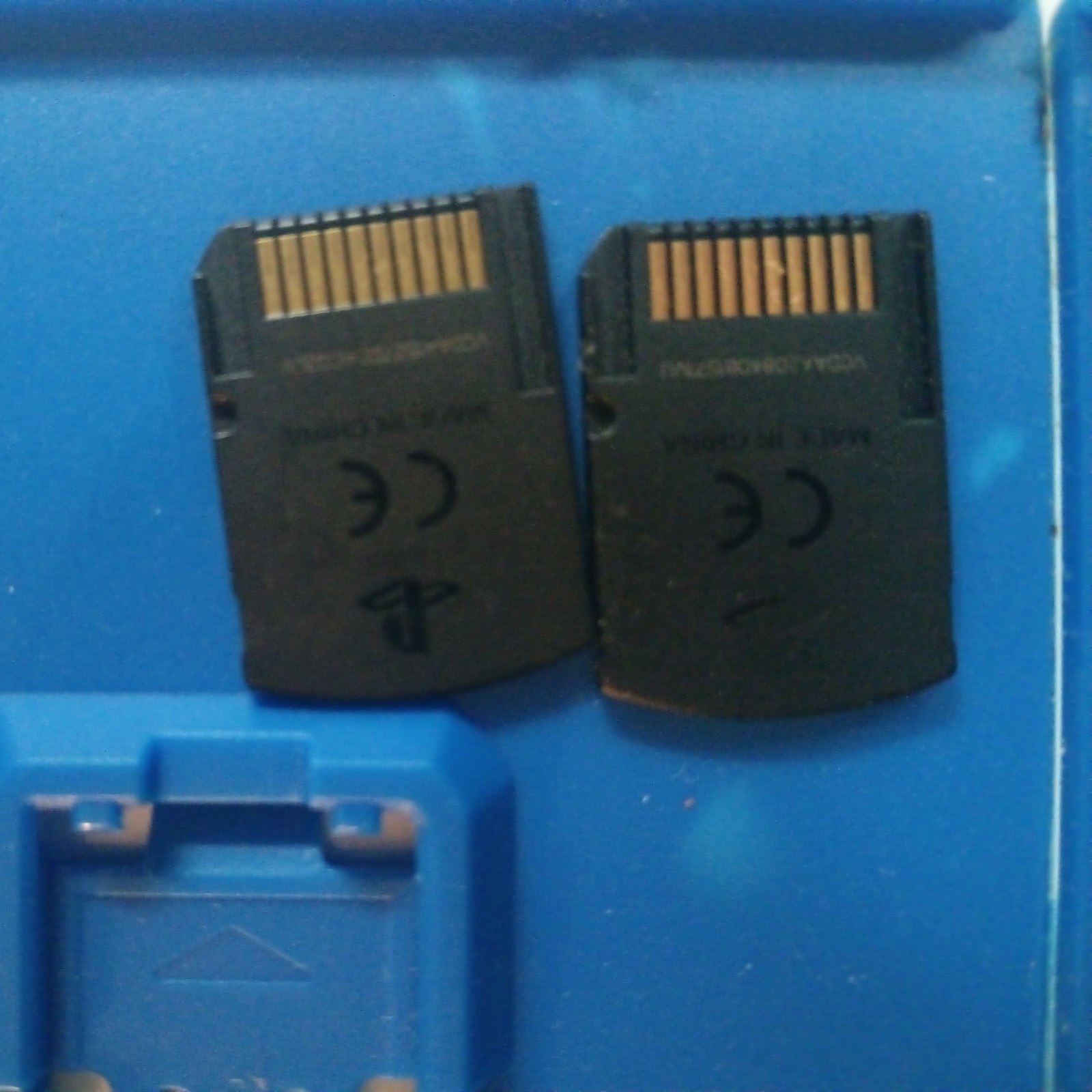 PS Vita,2 Games Street Fighter XTekken Pl, and call of duty declassified