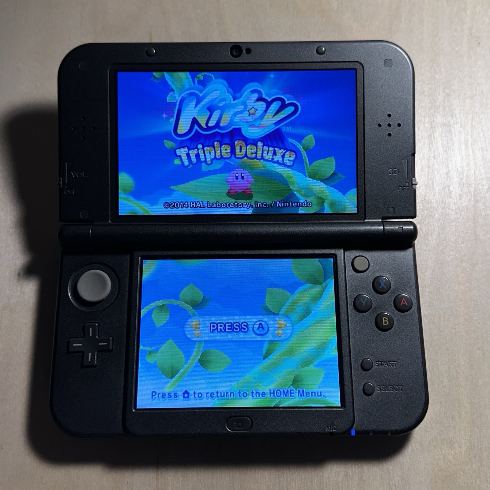 New Nintendo 3DS LL XL Top IPS Region Unlocked Metallic Black Bundle W/ Charger