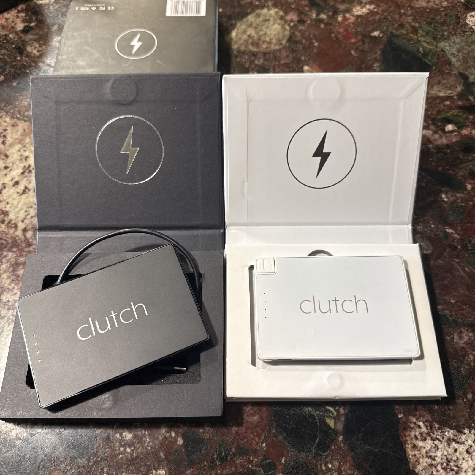 2 CLUTCH PRO Lightning Magnetic Portable Charger 3300 & 5000mAh Powerbank