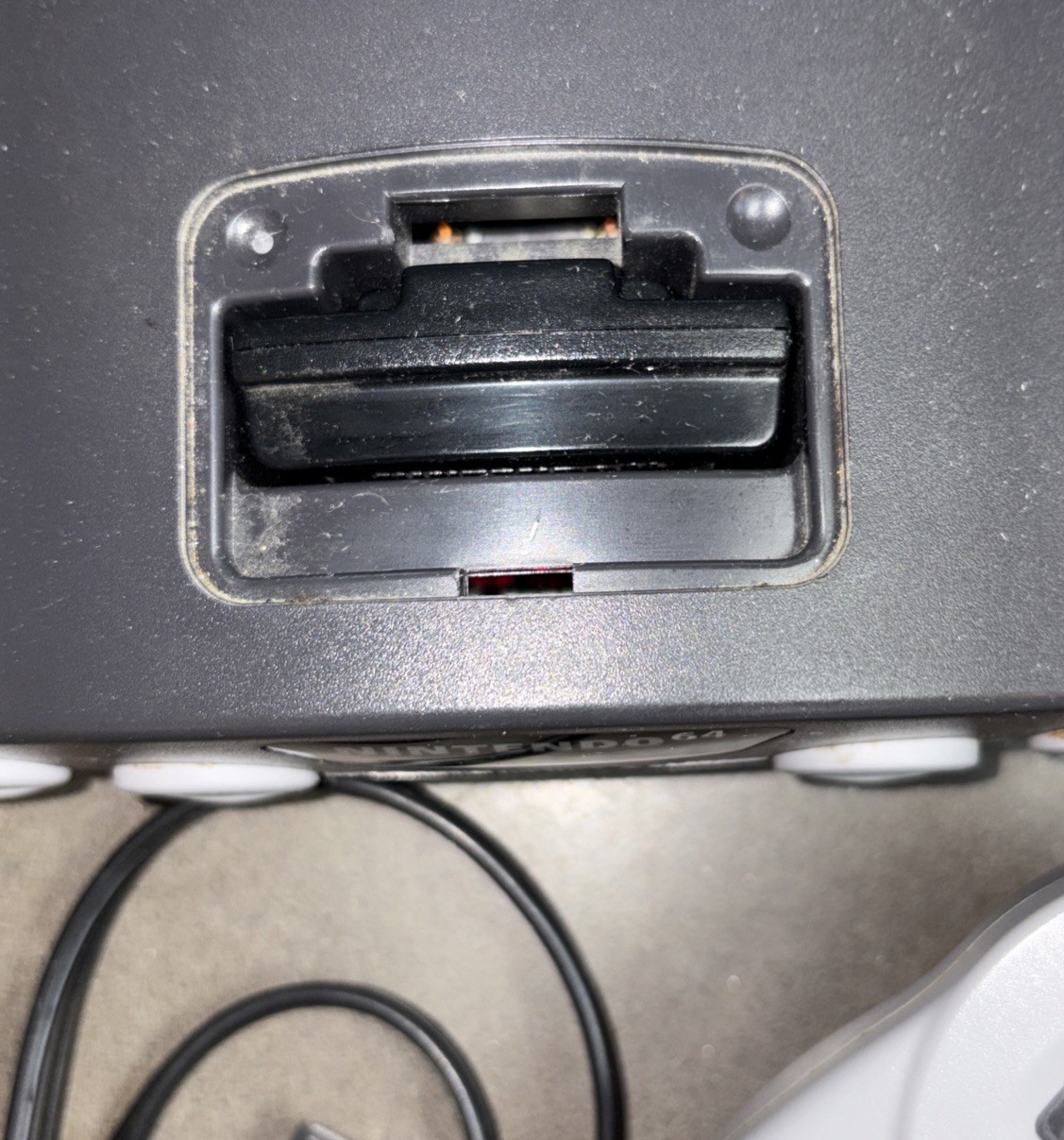 Nintendo 64 N64 With Four Controllers And Cords
