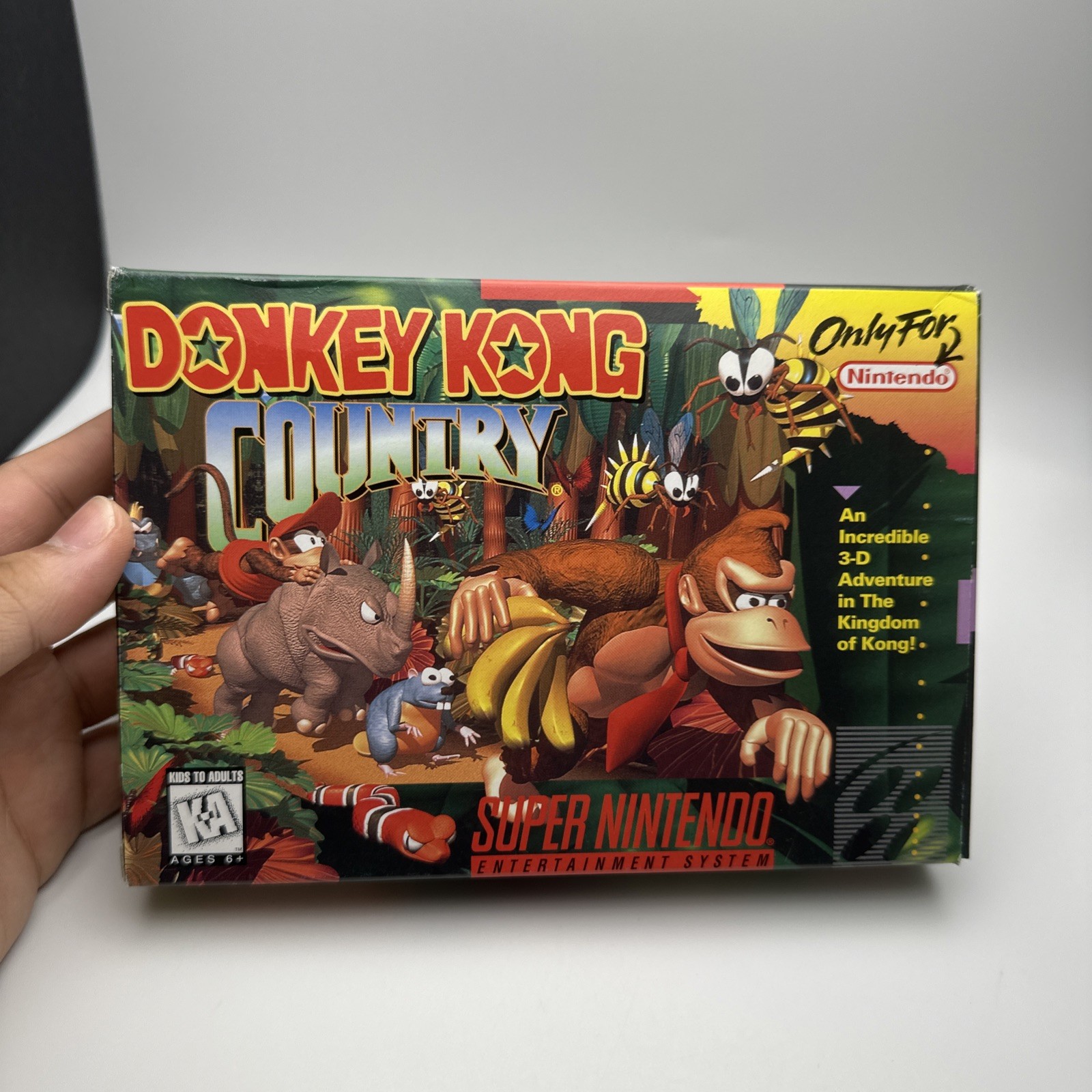 Donkey Kong Country (SNES) – CIB – Very Good Condition – Stunning Box