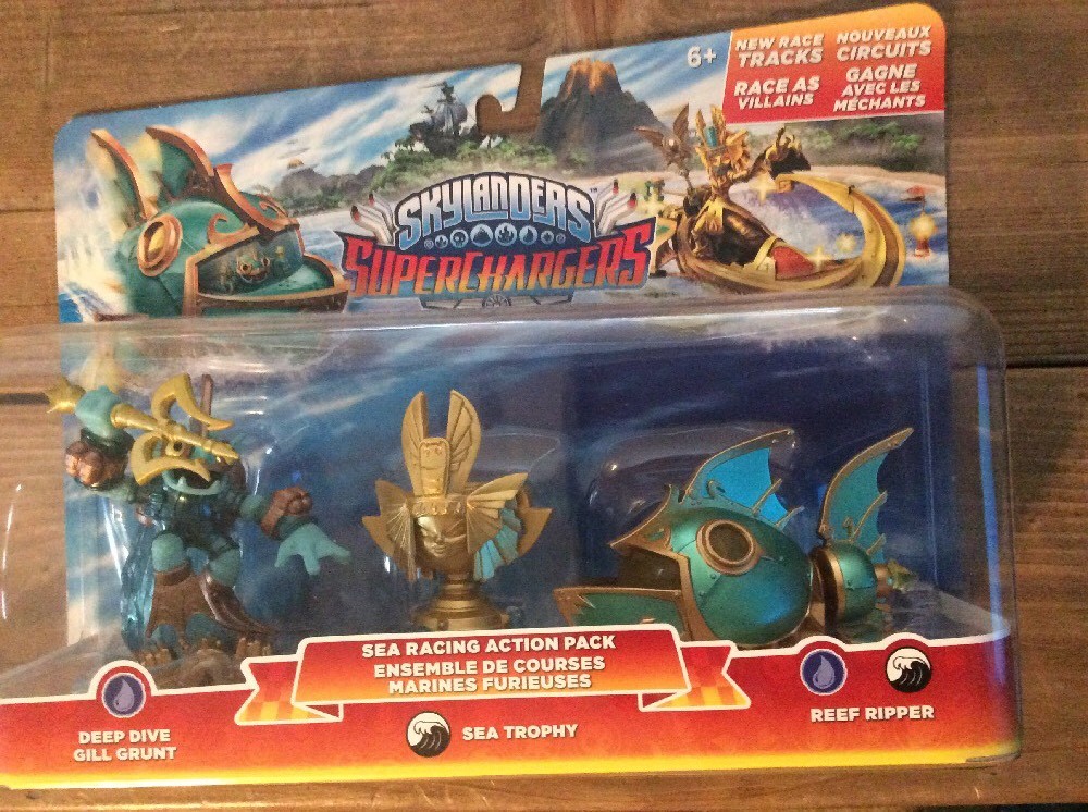 SKYLANDERS SUPERCHARGERS SEA RACING ACTION PACK NEW