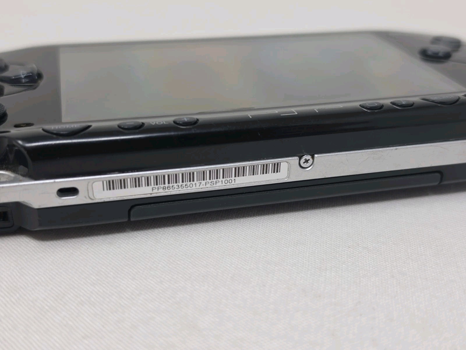 Sony PSP-1001 PlayStation Portable Console Black for Parts Repair Only Powers On