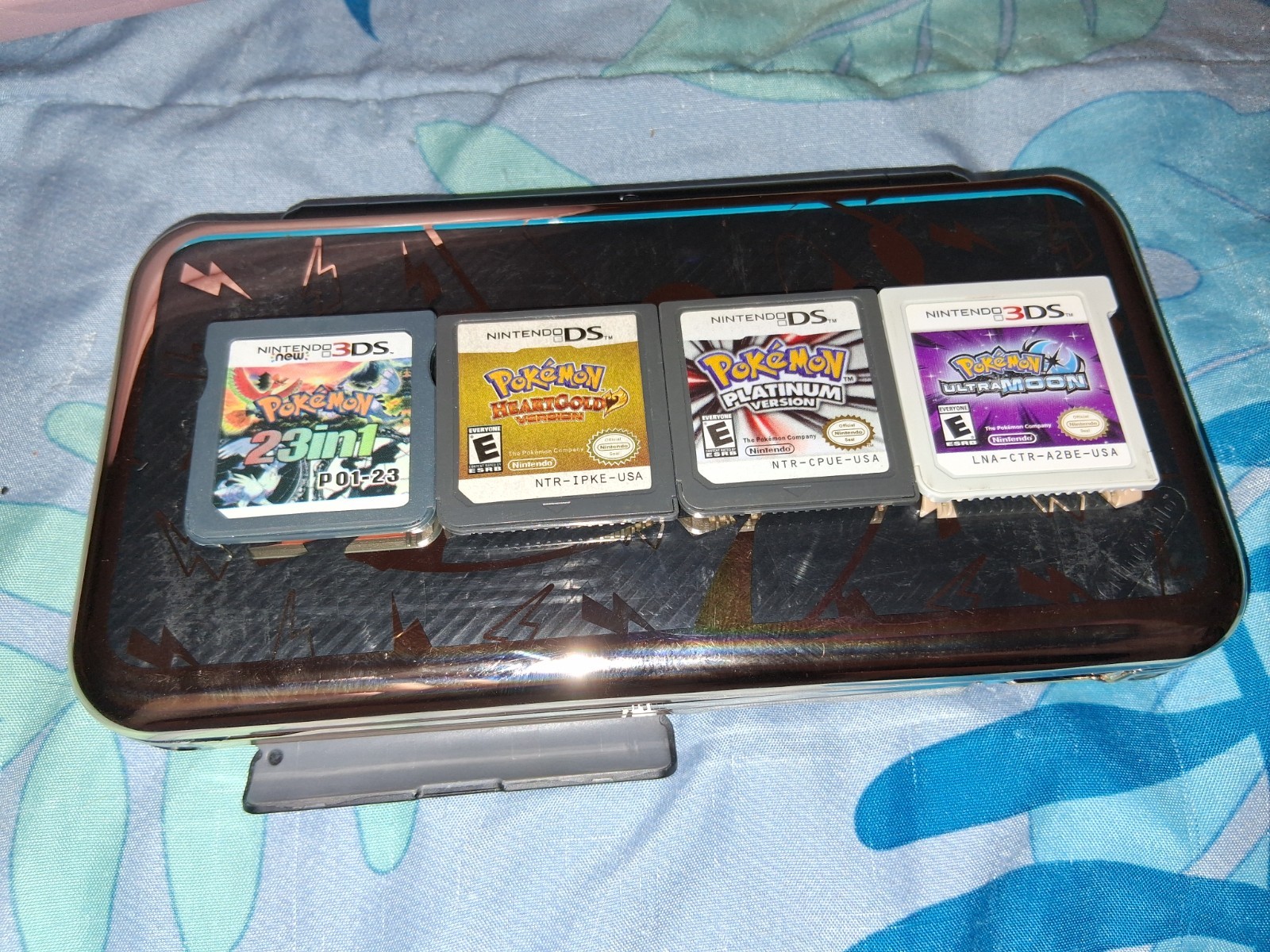 Nintendo 2DS XL Black Blue fire emblem fates revelations/Pokémon crystal