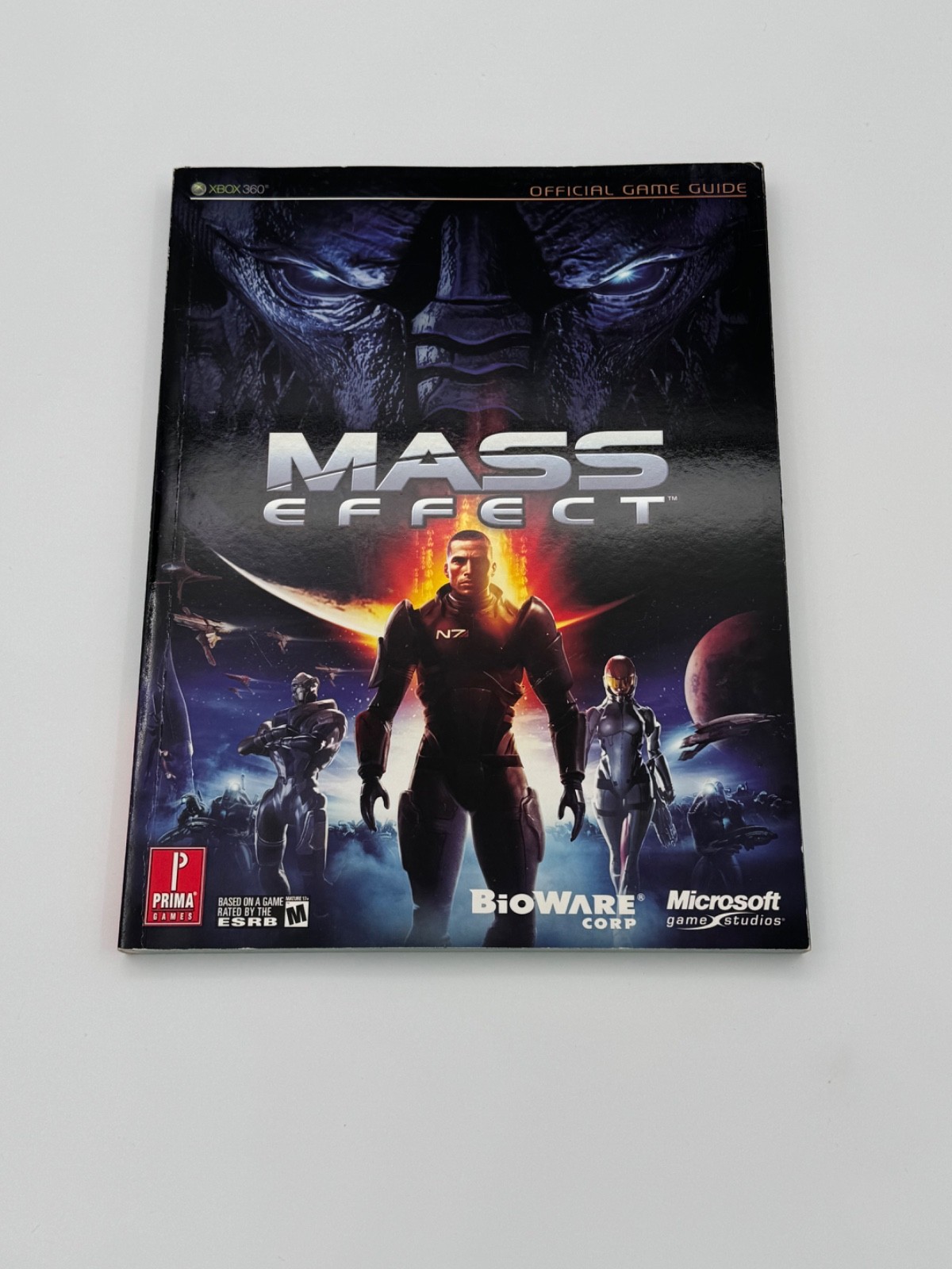NEW Mass Effect 1 + Strategy Guide + World of Mass Effect Art Book (Xbox 360)