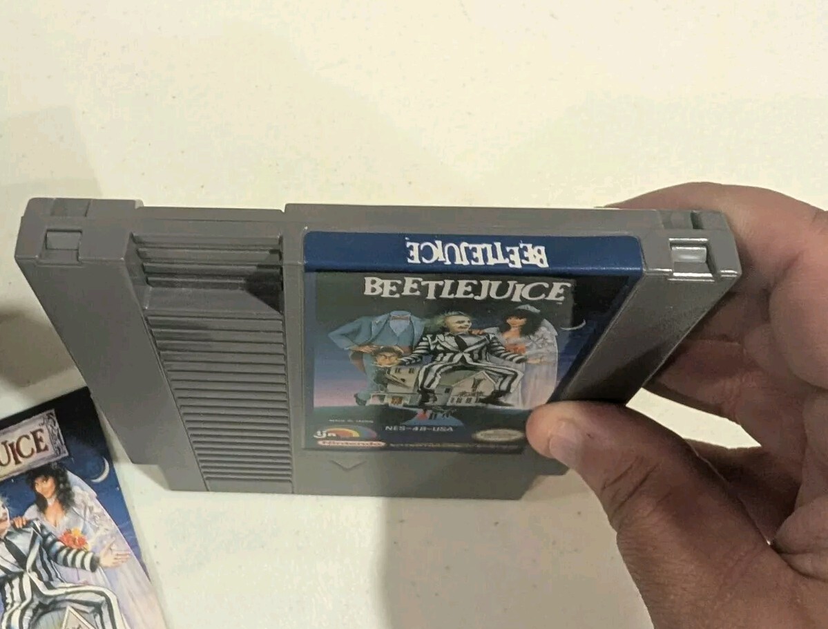 Beetlejuice (Nintendo Entertainment System, 1991) NES COMPLETE with Box & Manual