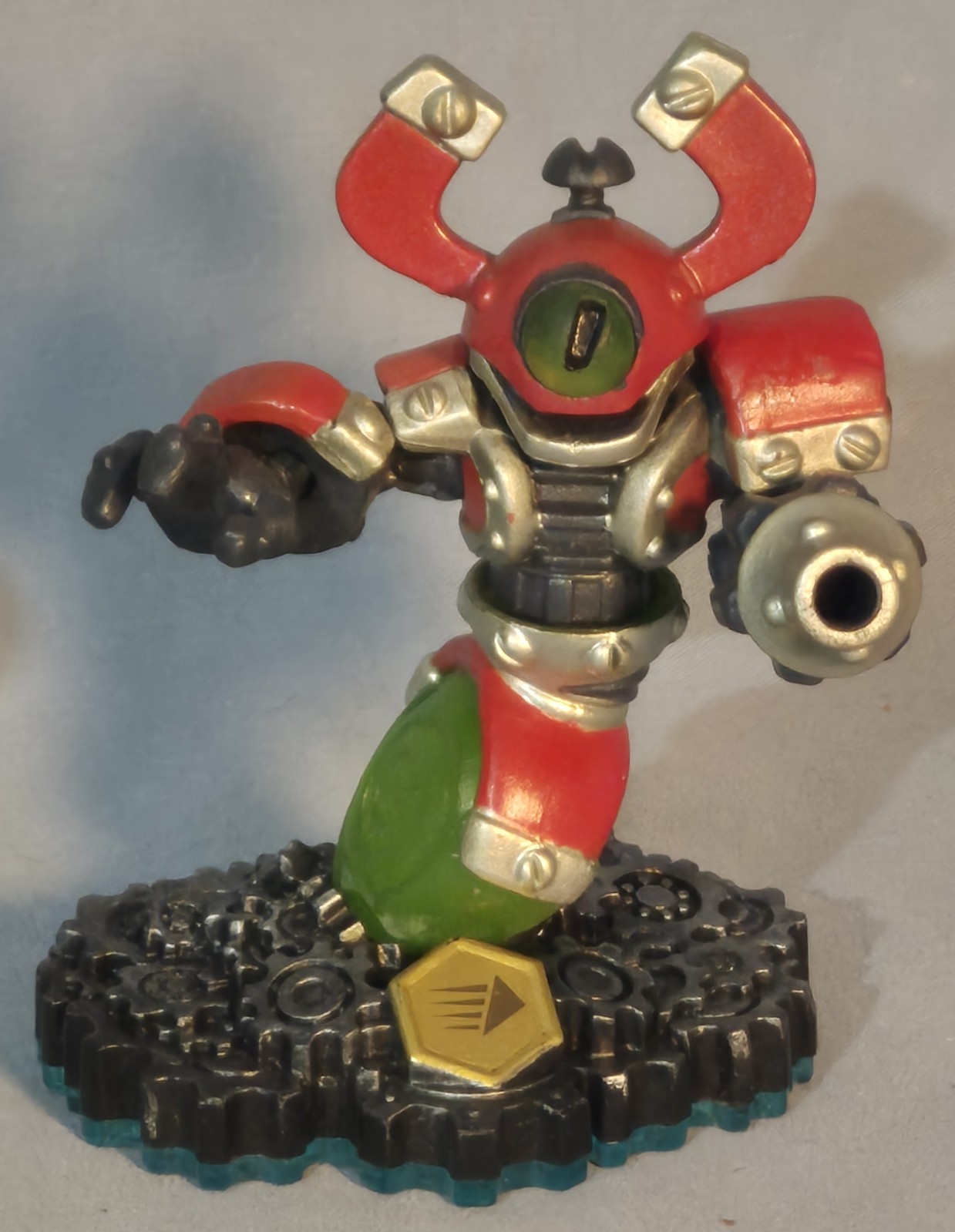 4 Skylanders Figures, Hoot Loop, Free Ranger, Grilla Drilla, Magna Charge