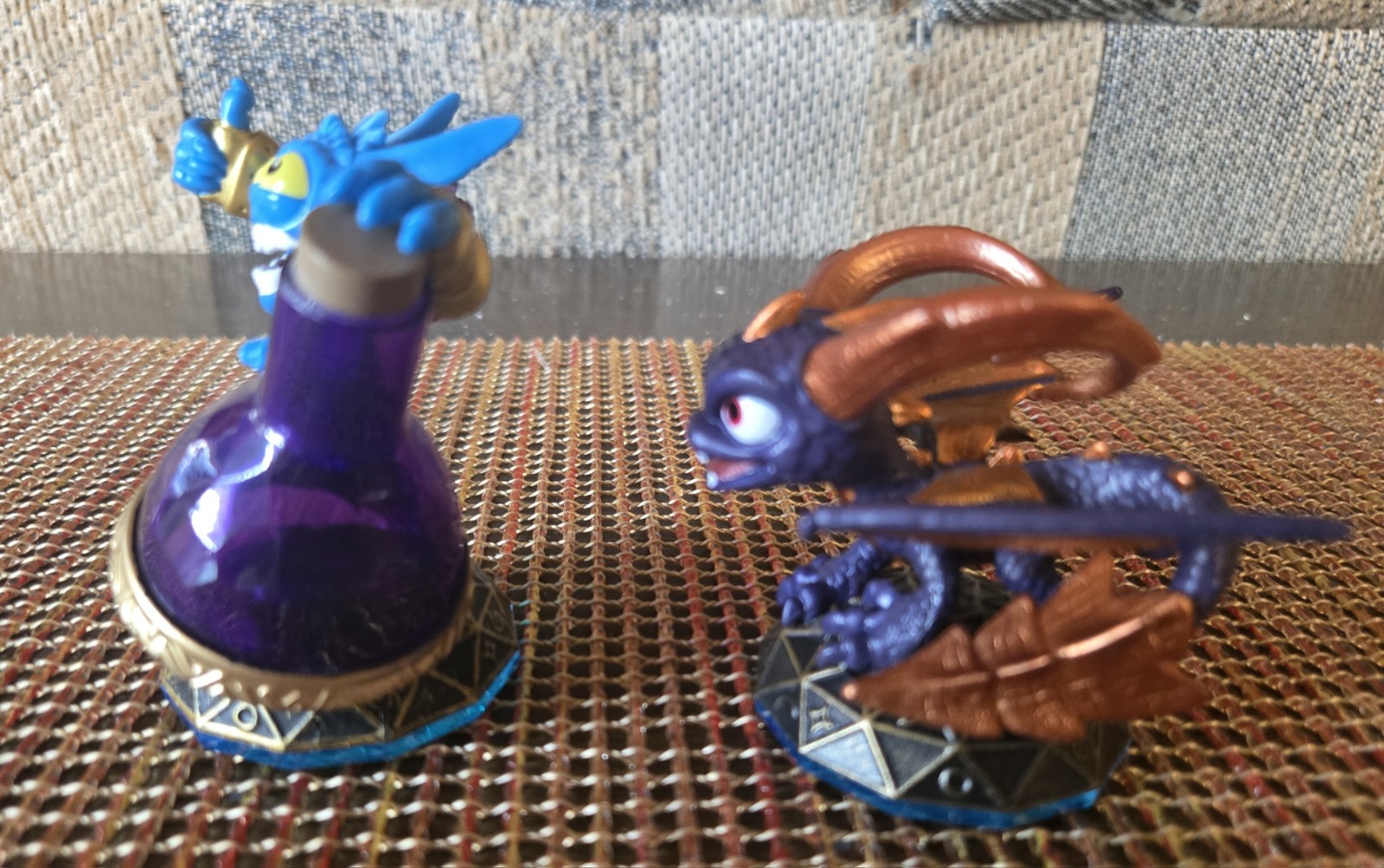 Skylanders Swap Force Magic Element Figure Trap Shadow Dune Bug Super Gulp Spyro