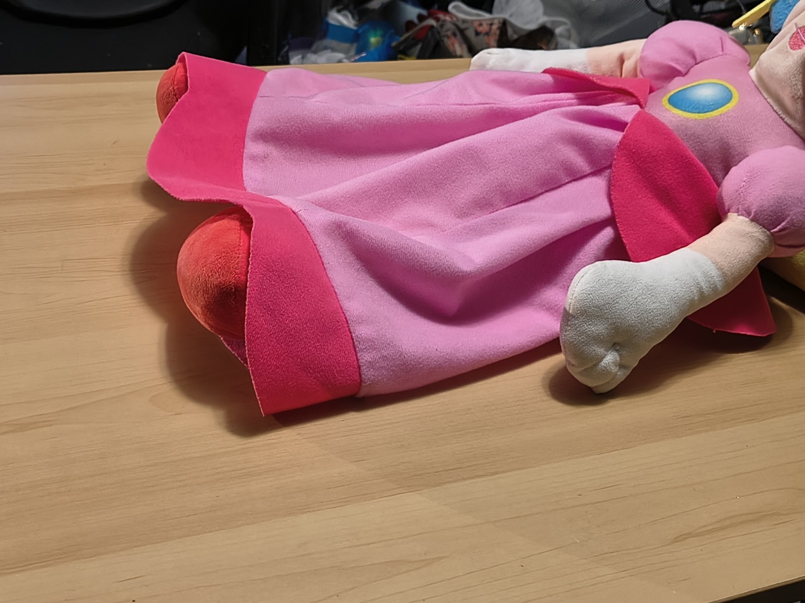 Princess Peach Plush 24 inch Super Mario Bros Nintendo Pink Dress Doll