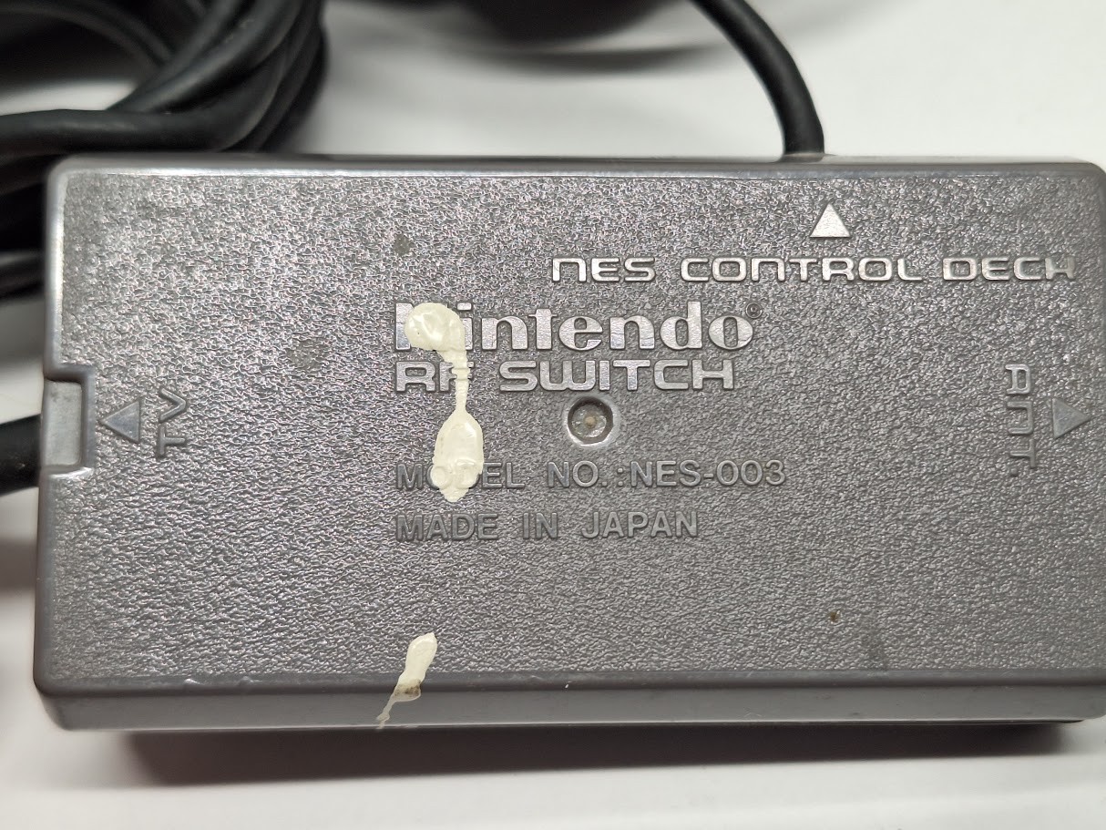 Mixed Lot RF Switches and cables, for Nintendo, Xbox and PlayStation