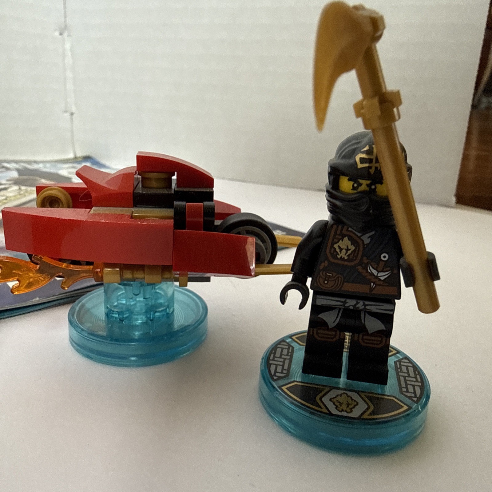 LEGO Dimensions Lot Game / Portal + 7 Figures – Ninjago, Chima, Batman + Others