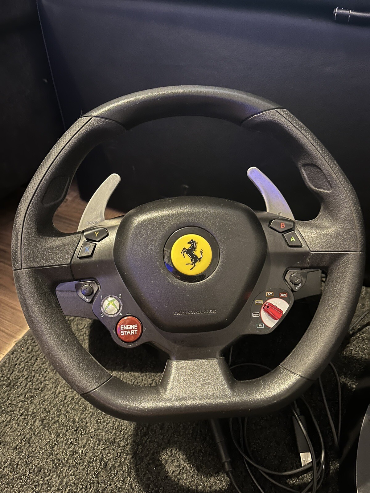 XBOX 360 Thrustmaster Ferrari 458 Italia Racing Wheel and Foot Pedals