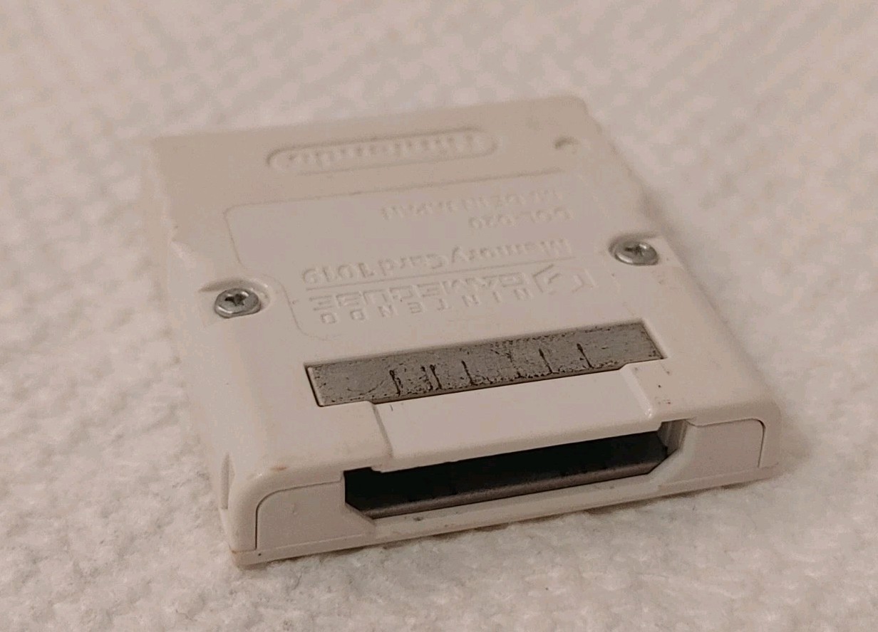 Nintendo GameCube White Memory Card 1019 OEM DOL-020 64MB Authentic official