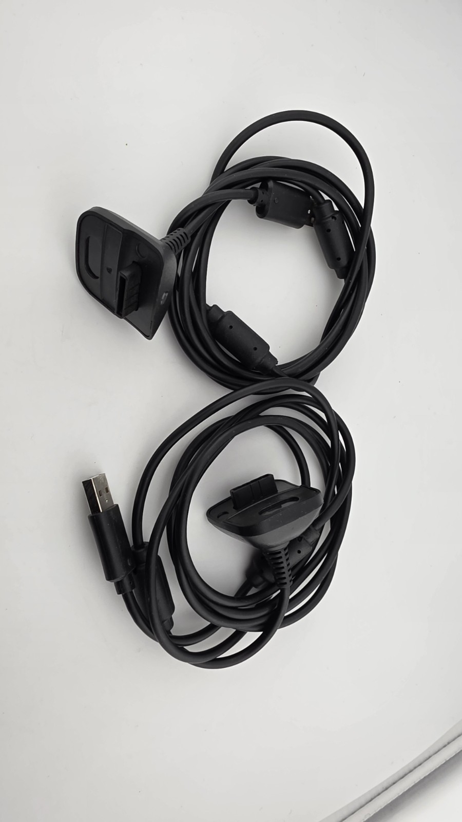 2 Microsoft Xbox 360 Plug And Play Cables. Black And Gray. Tested And Working.