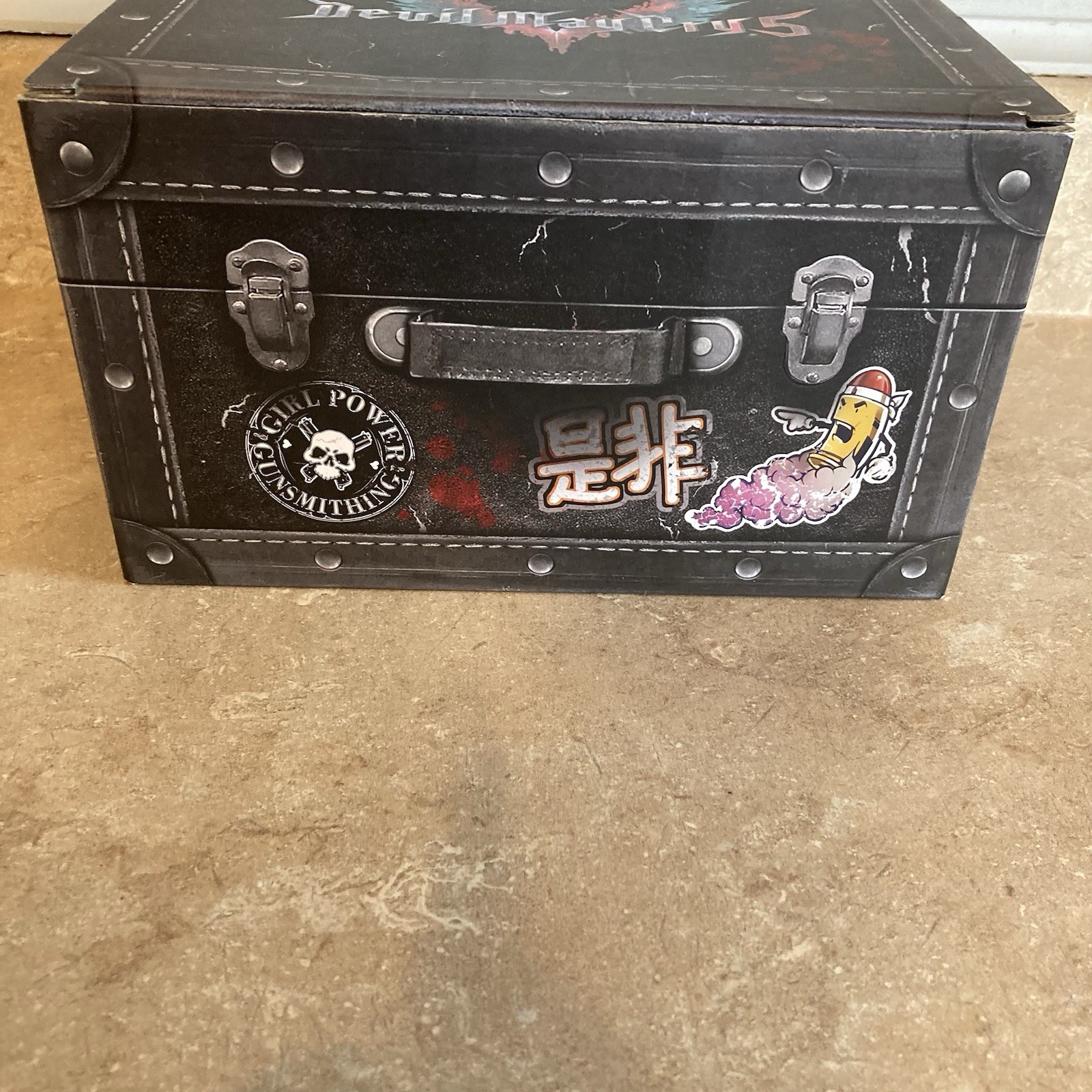 Devil May Cry 5 Collector’s Edition With Game Motor Home Replica Art Book More