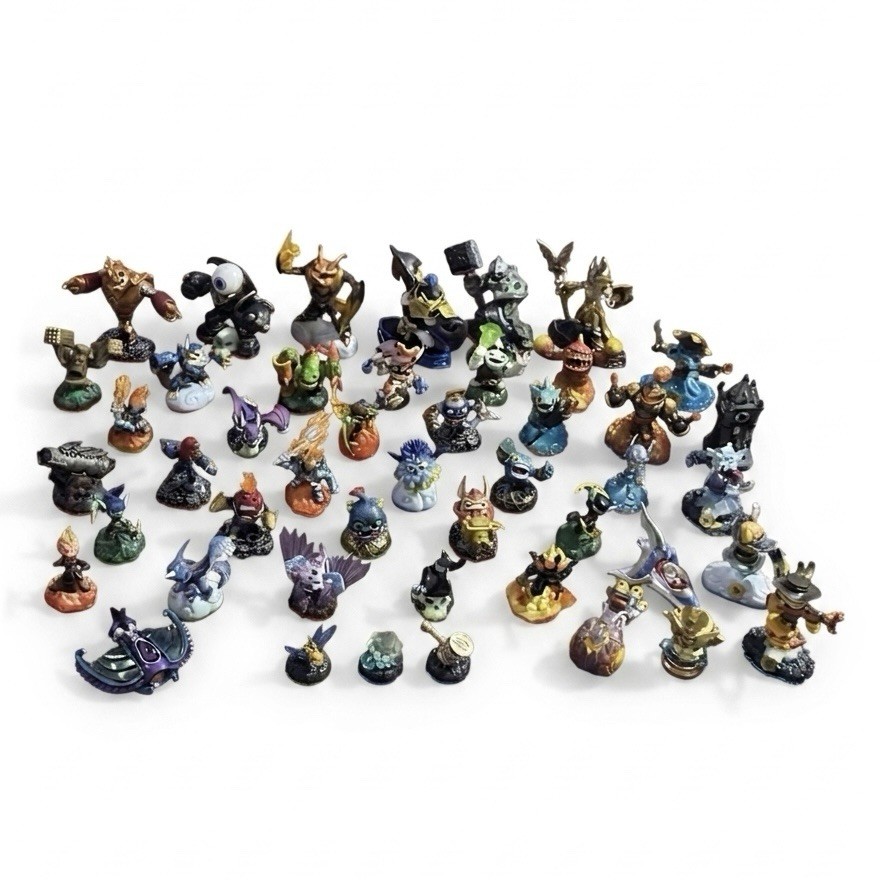 Skylanders Lot of 45 Figures | Skylanders’ Carrying Bag | Stickers & Skystones