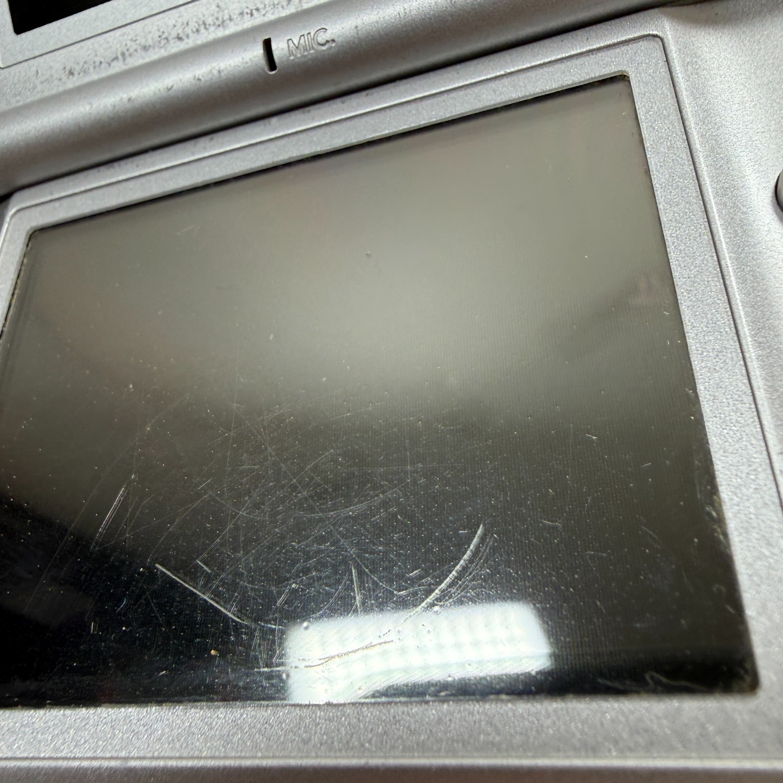 Nintendo DS Lite USG-001 Silver Handheld Console 4 Games + Charger