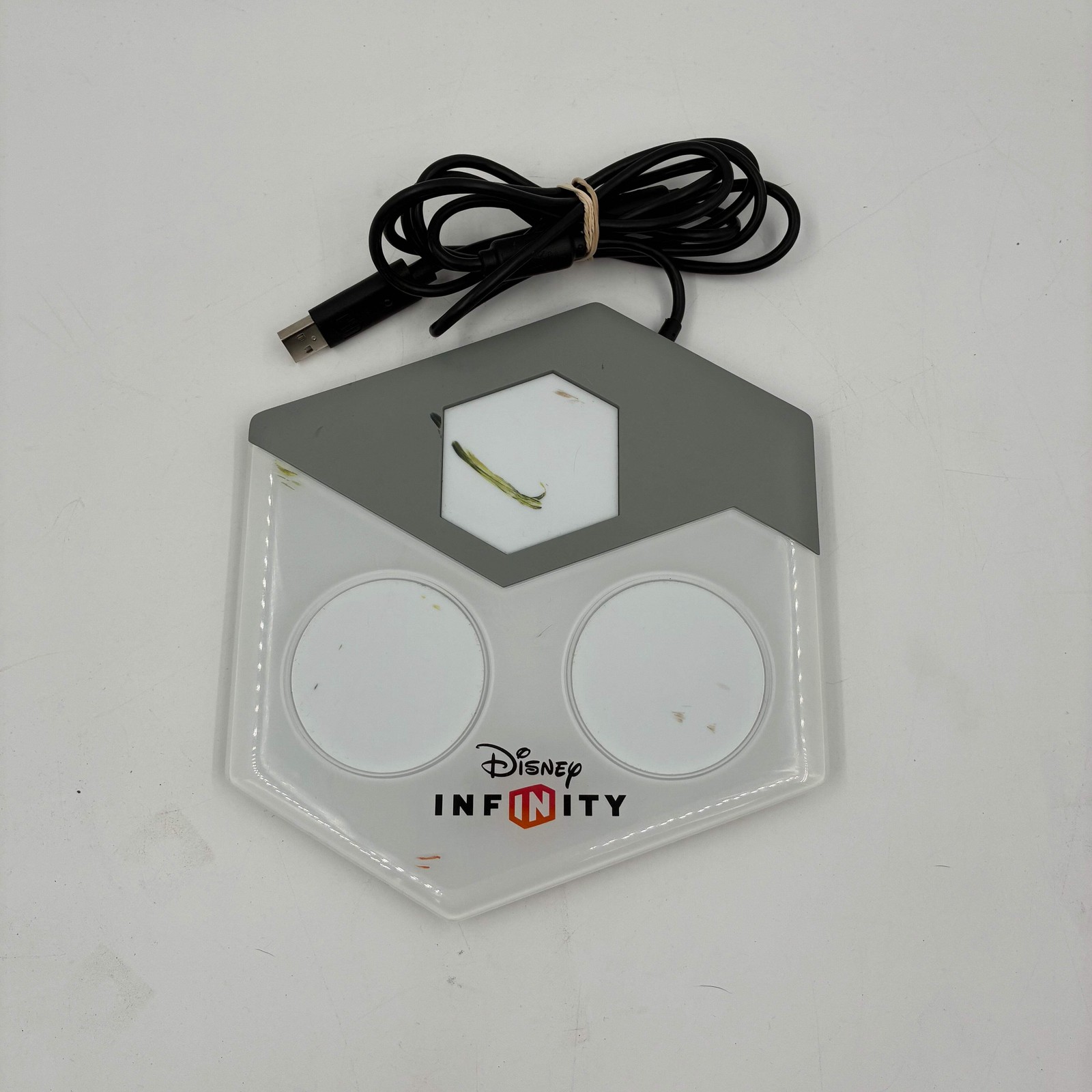 Disney Infinity INF-8032385 Xbox 360 Wired NFC Reader Portal W/ Characters – Use
