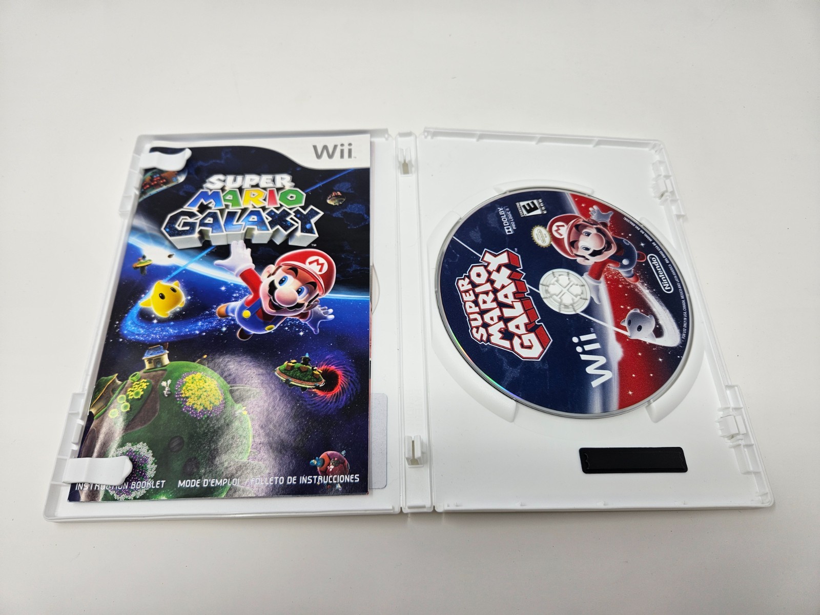 Nintendo Super Mario Galaxy Wii Game w/ Case & Manual (2007) E-Everyone – NTSC