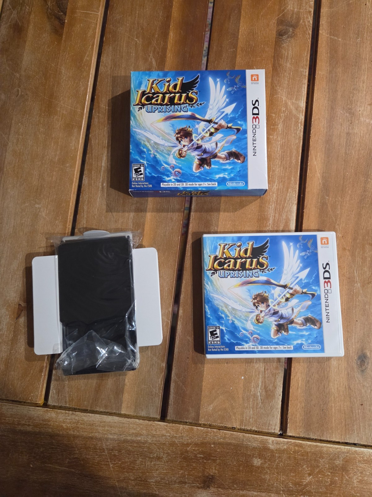 Kid Icarus: Uprising BIG BOX (Nintendo 3DS) CIB Complete Stand AR Cards Sealed
