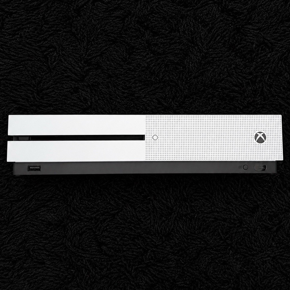 Microsoft Xbox One S 500GB Console 4K UHD Blu-Ray Compatible – White