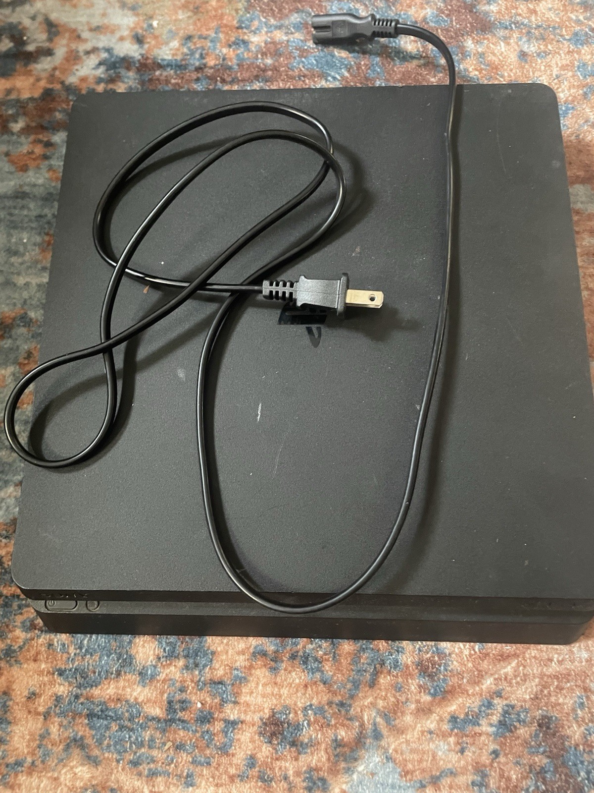 Sony PlayStation 4 Slim PS4 500GB Console System/Cord Only CUH-2015A WORKS