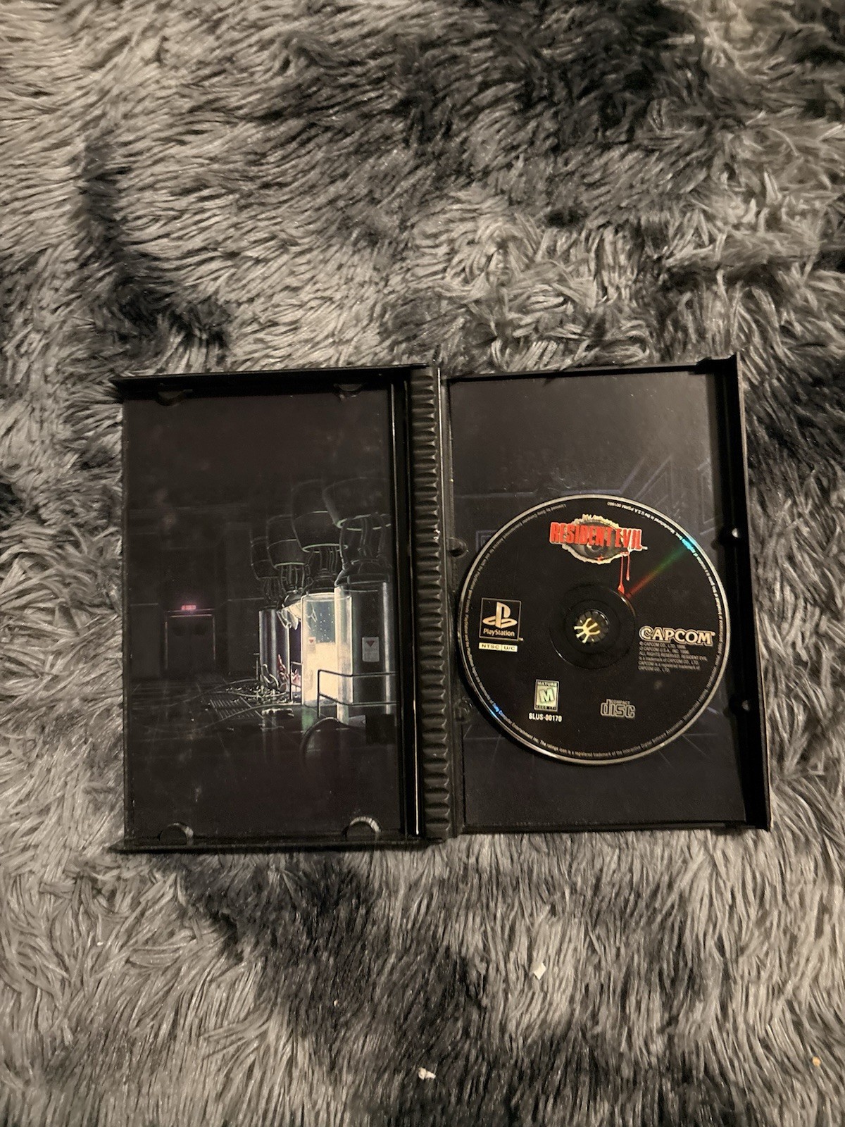 Resident Evil (Sony PlayStation 1, 1996) PS1 Long Box (Missing Manual)