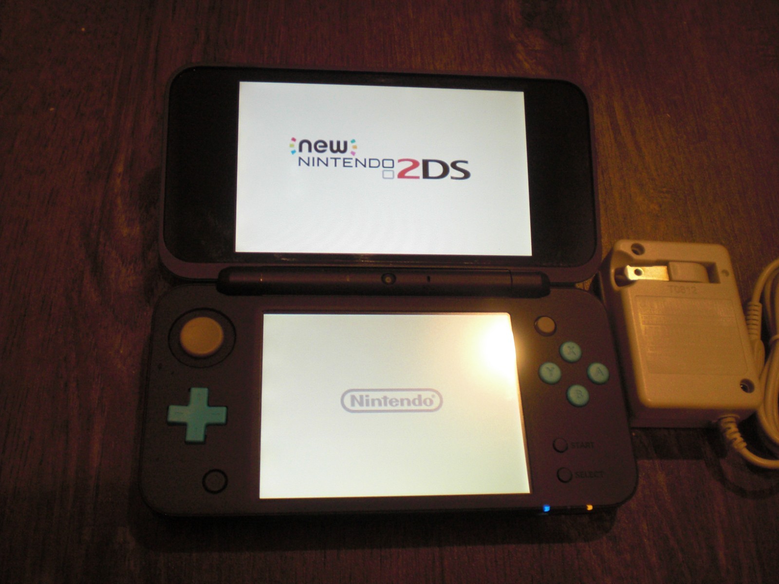 Nintendo New 2DS 3DS XL Console Black Blue Plays 3DS DS 2DS Games System TESTED
