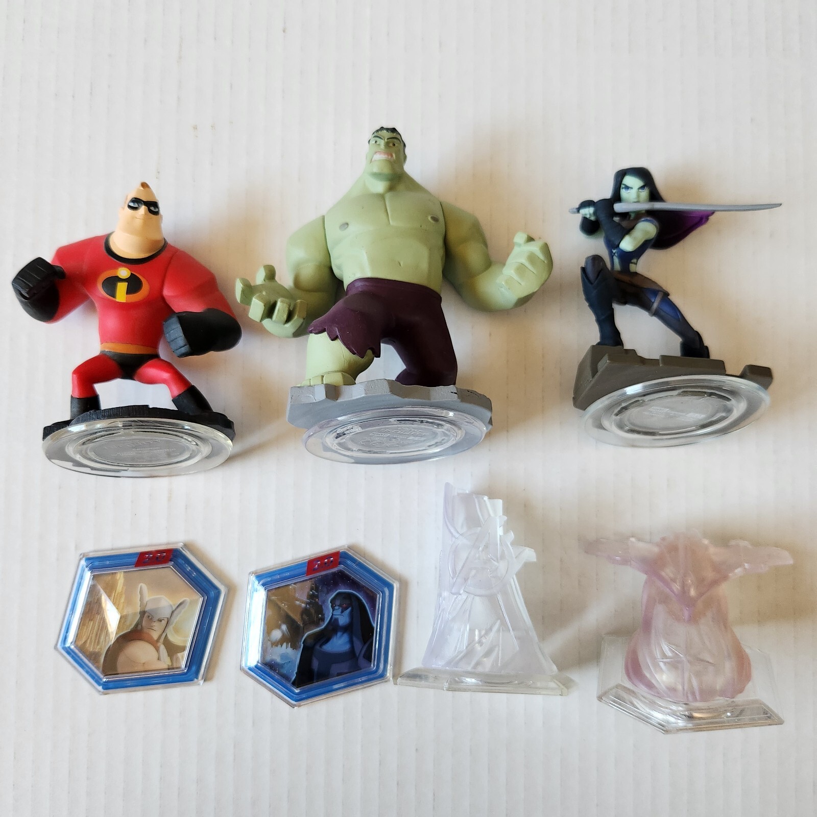 Lot of 15 Disney Infinity Figures Bundle Marvel Avengers and Disney Universe