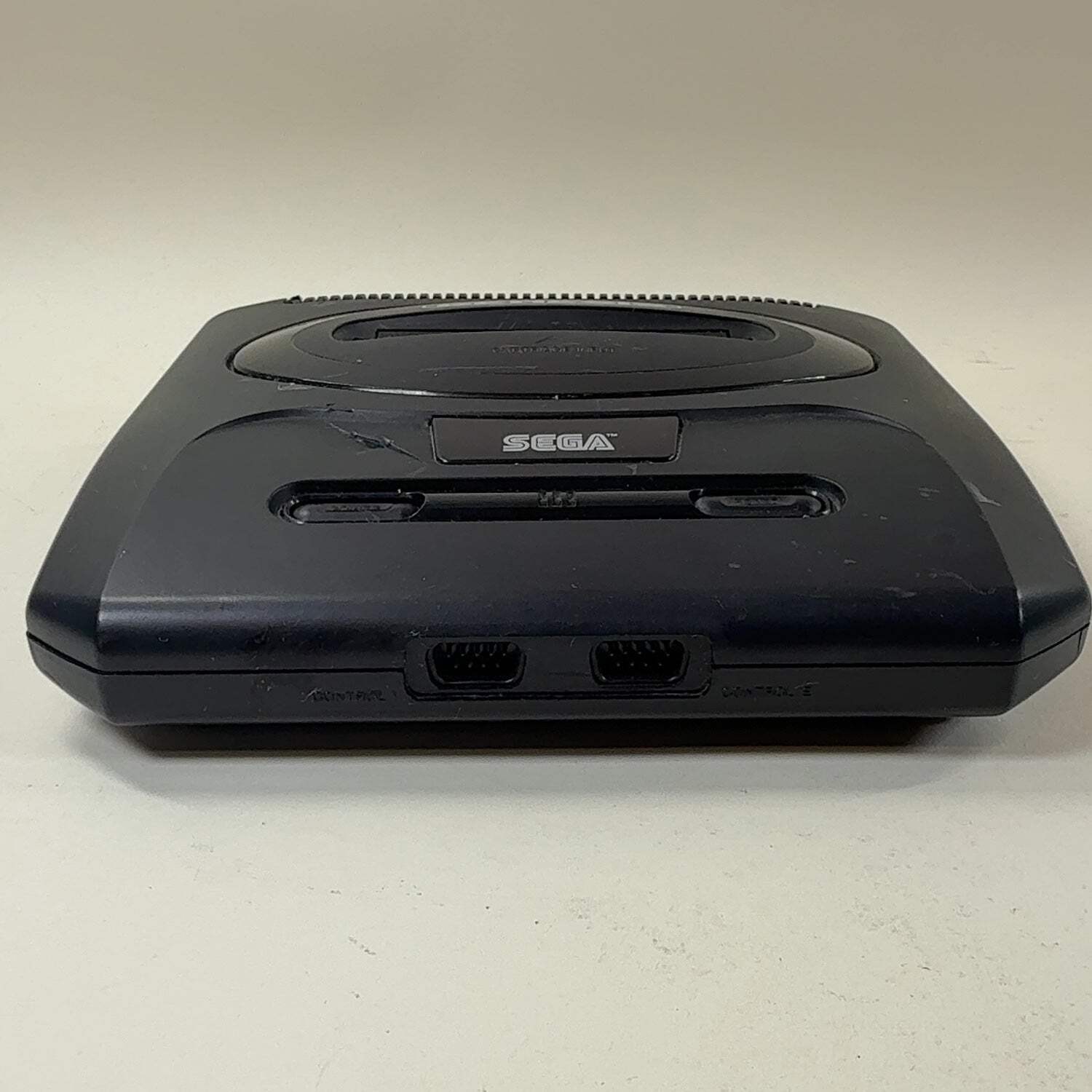 Broken Sega Genesis Console Gaming System MK-1631 READ
