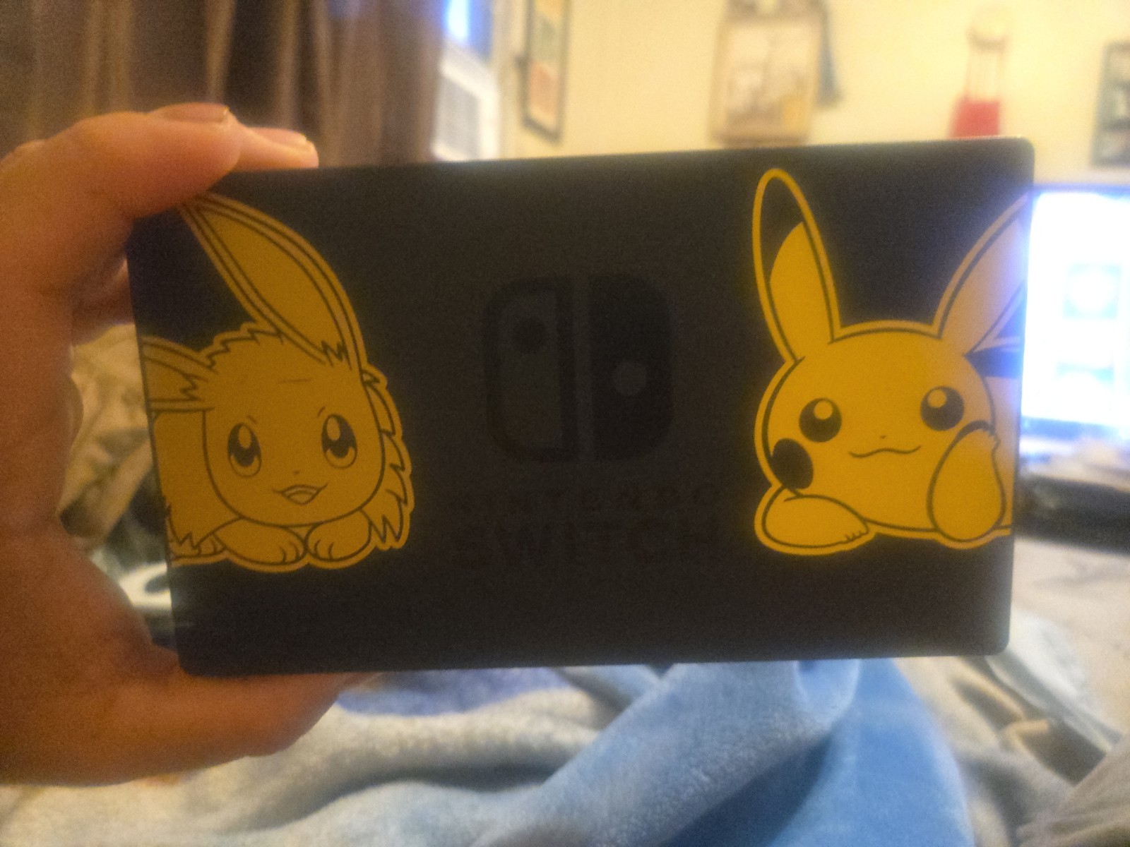 Nintendo Switch Dock Pokemon Pikachu Let’s Go Eevee! Special Edition