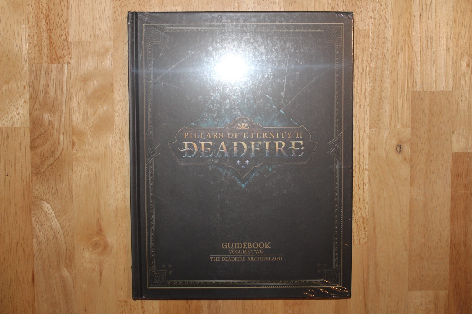 Pillars of Eternity II: The Deadfire Archipelago – Guidebook Vol. 2 (Hardcover)