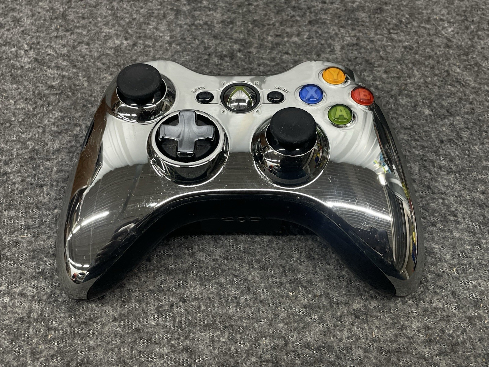 Microsoft Xbox 360 Controller Special Edition Silver Chrome – PARTS OR REPAIR