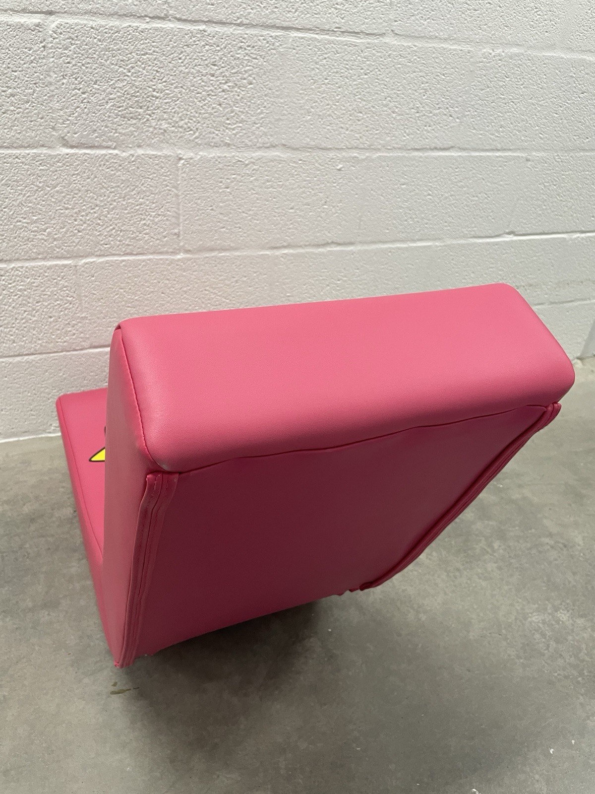 X Rocker Super Mario Princess Peach Pink Floor Gaming Rocker Chair Rare HTF EUC
