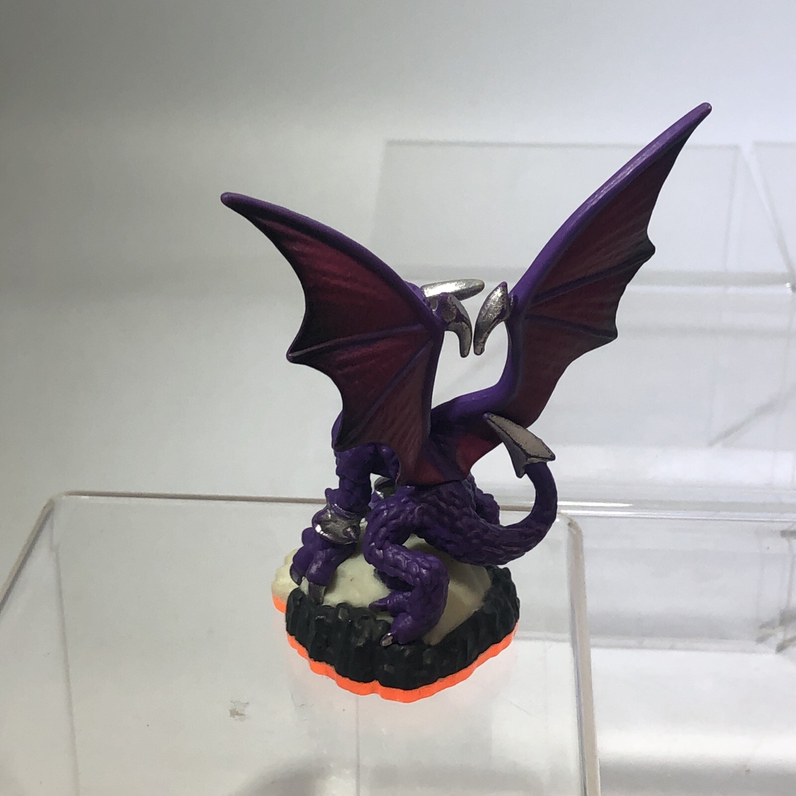 Lot of 6 Skylanders Figures Eruptor, Stealth Elf, Cynder, Gill Grunt, & More