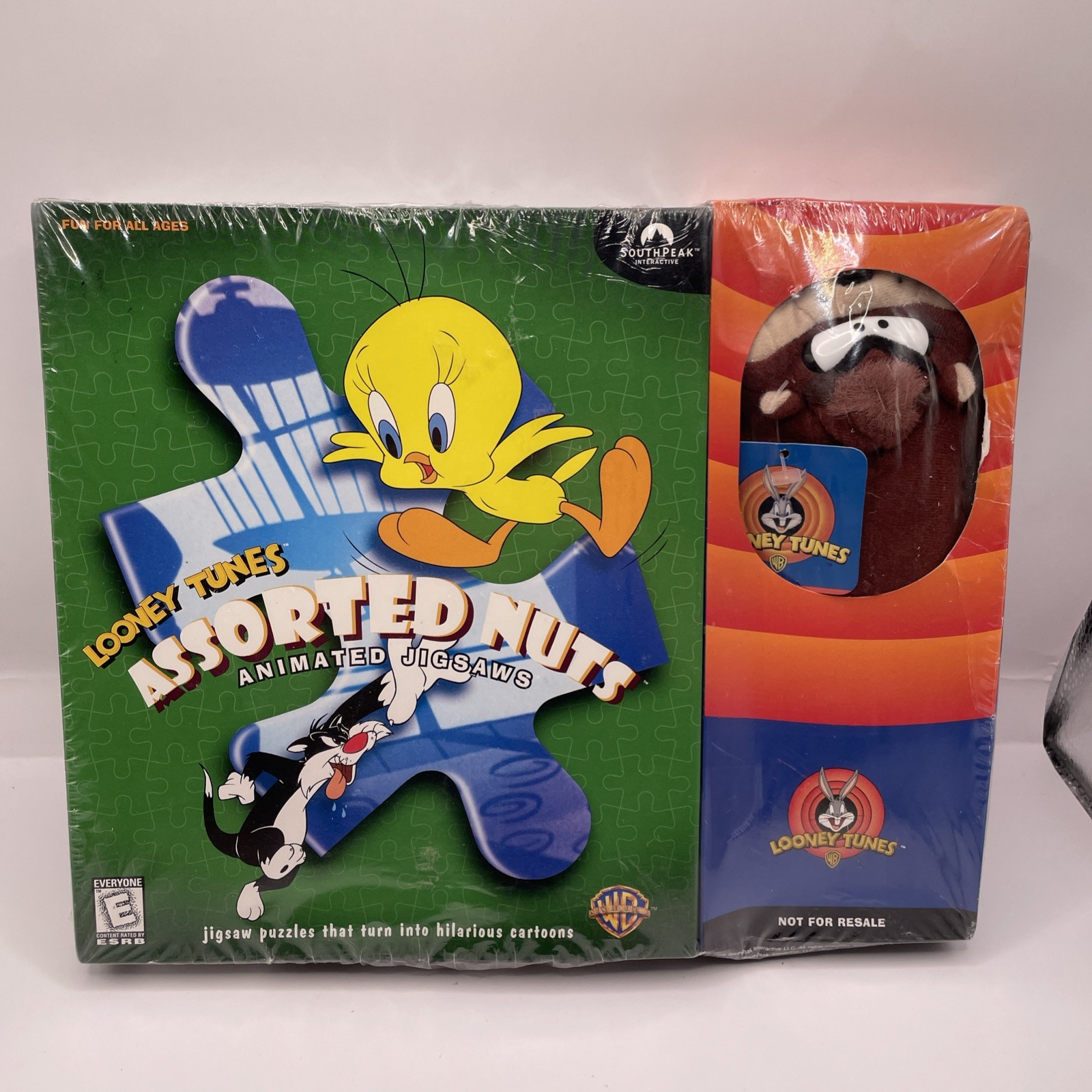 Loony Tunes Assorted Nuts Sealed Animated Jigsaw Game PC CD Big Box Combo Sealed
