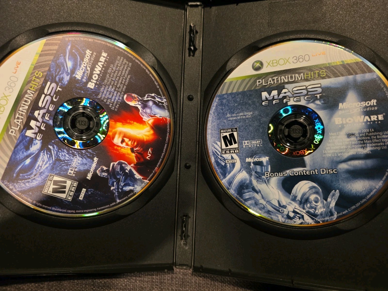 Mass Effect Limited Collector’s Edition (Xbox 360, 2007) Two Discs Only