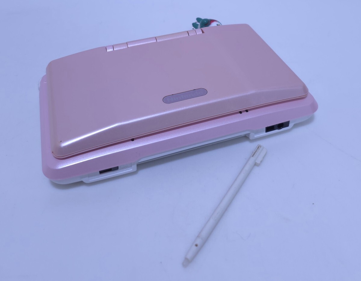 Nintendo NTR-001 Nintendo DS Handheld Console Candy Pink Color