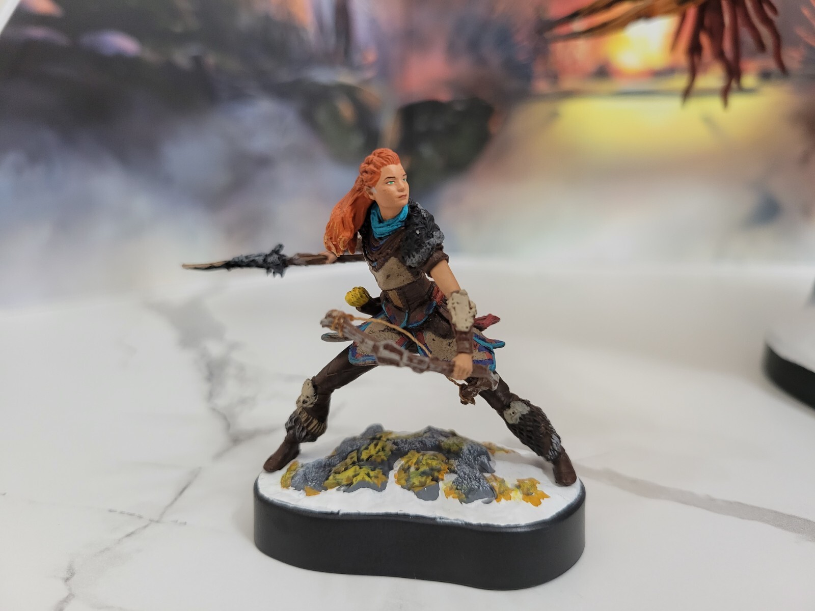 Horizon Forbidden West Regalla Edition Tremortusk Mini Aloy Statue & Background