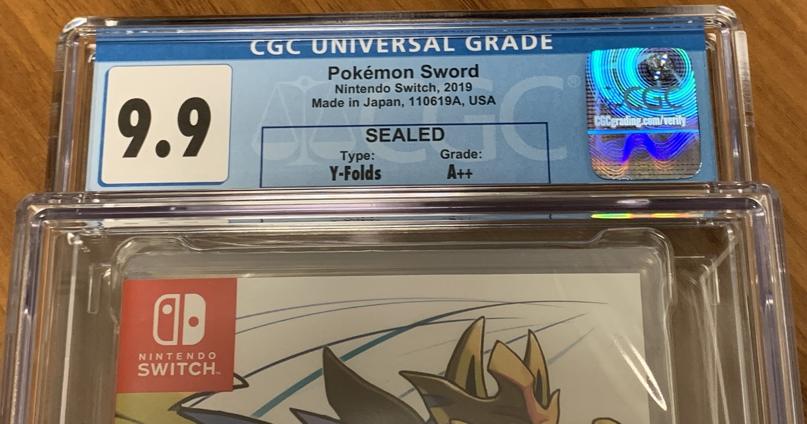 ENCASED 2019 SWITCH Pokemon SWORD Game 1st PRINT CGC Graded 9.9 Y-Fold A++ Seal