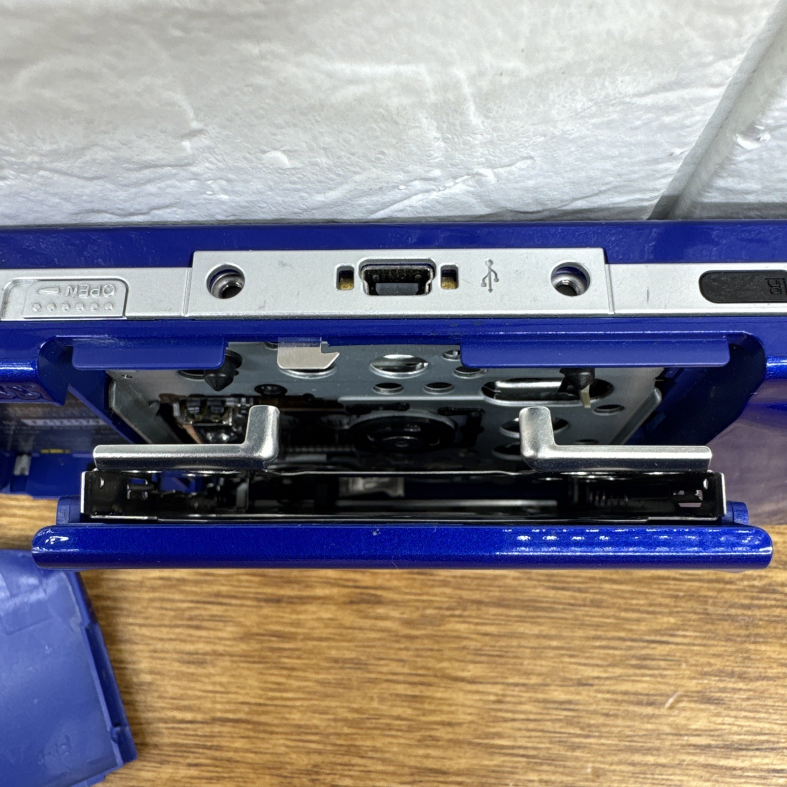 Sony Playstation PSP 1000 Blue Handheld System Console For Parts Repair
