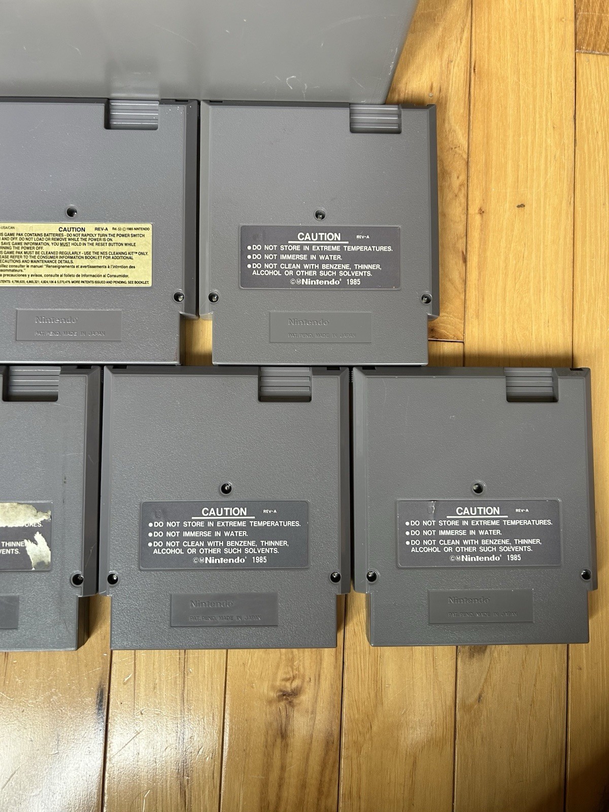 Nintendo NES 7 Game Bundle Super Mario/Duck Hunt, Tecmo Super Bowl, Wolverine