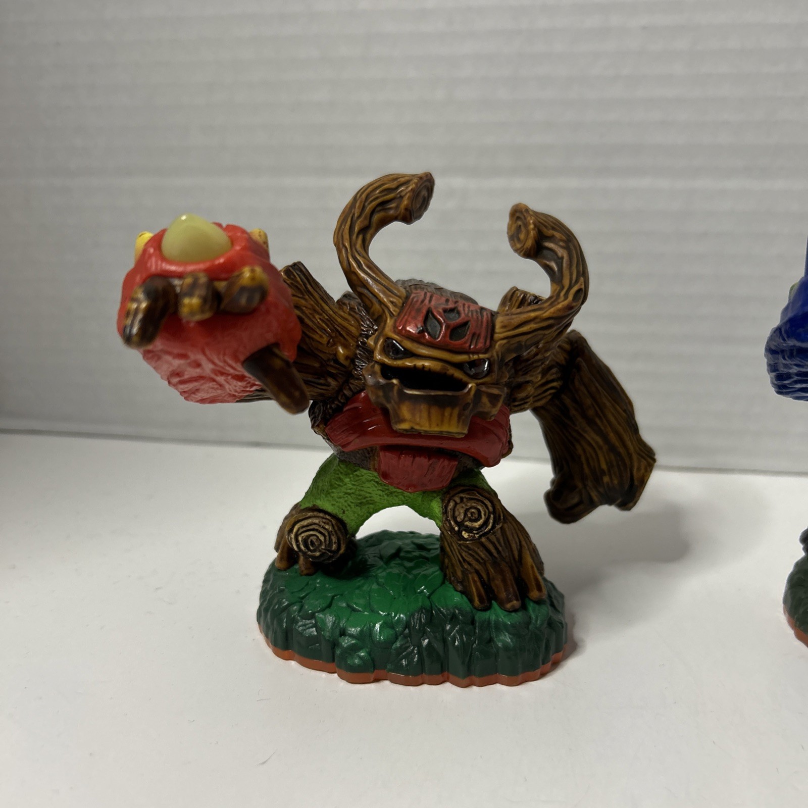 Skylanders Giants Gnarly Tree Rex Figure Blue And Red