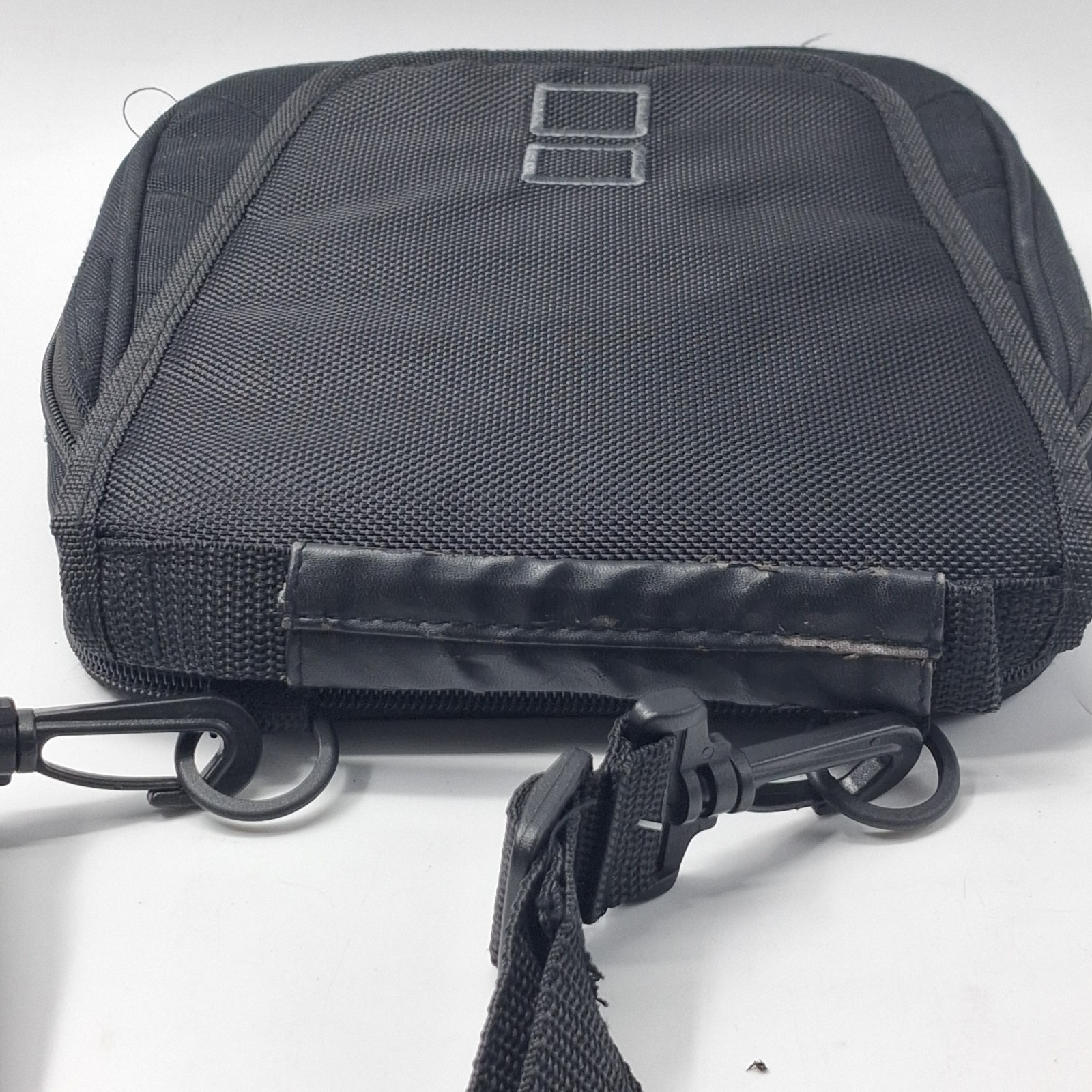 Nintendo DS 2DS 3DS Carrying Case Travel Bag With Strap Holds 20 Games +
